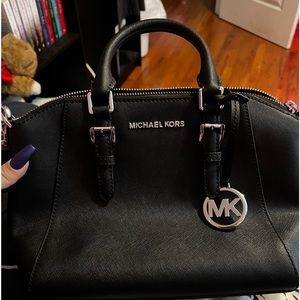 Michael Kors Medium Ciara Messenger Black with Silver Hardware